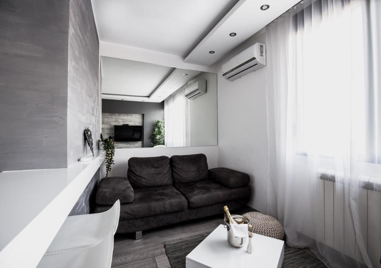Luxury Boutique City Center Apartments Belgrado Exterior foto
