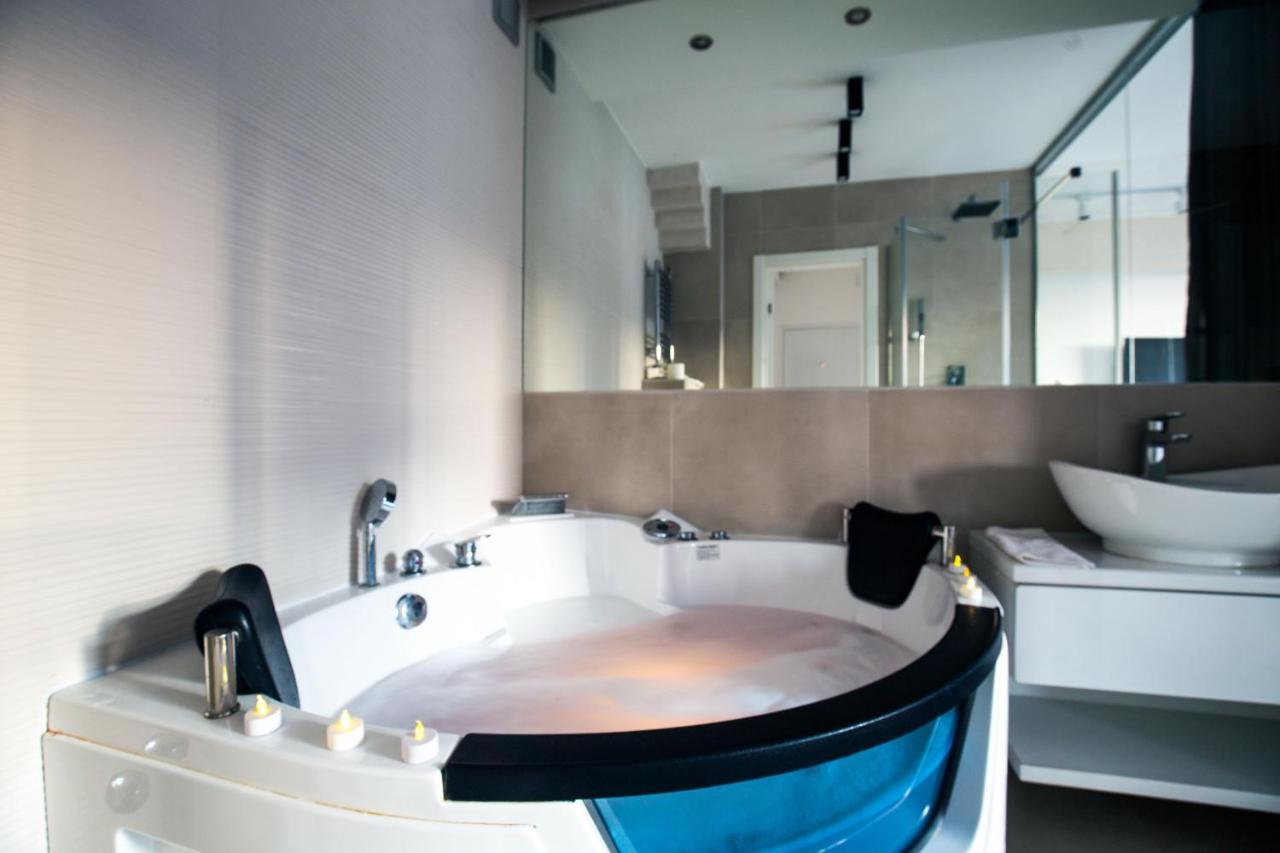 Luxury Boutique City Center Apartments Belgrado Exterior foto